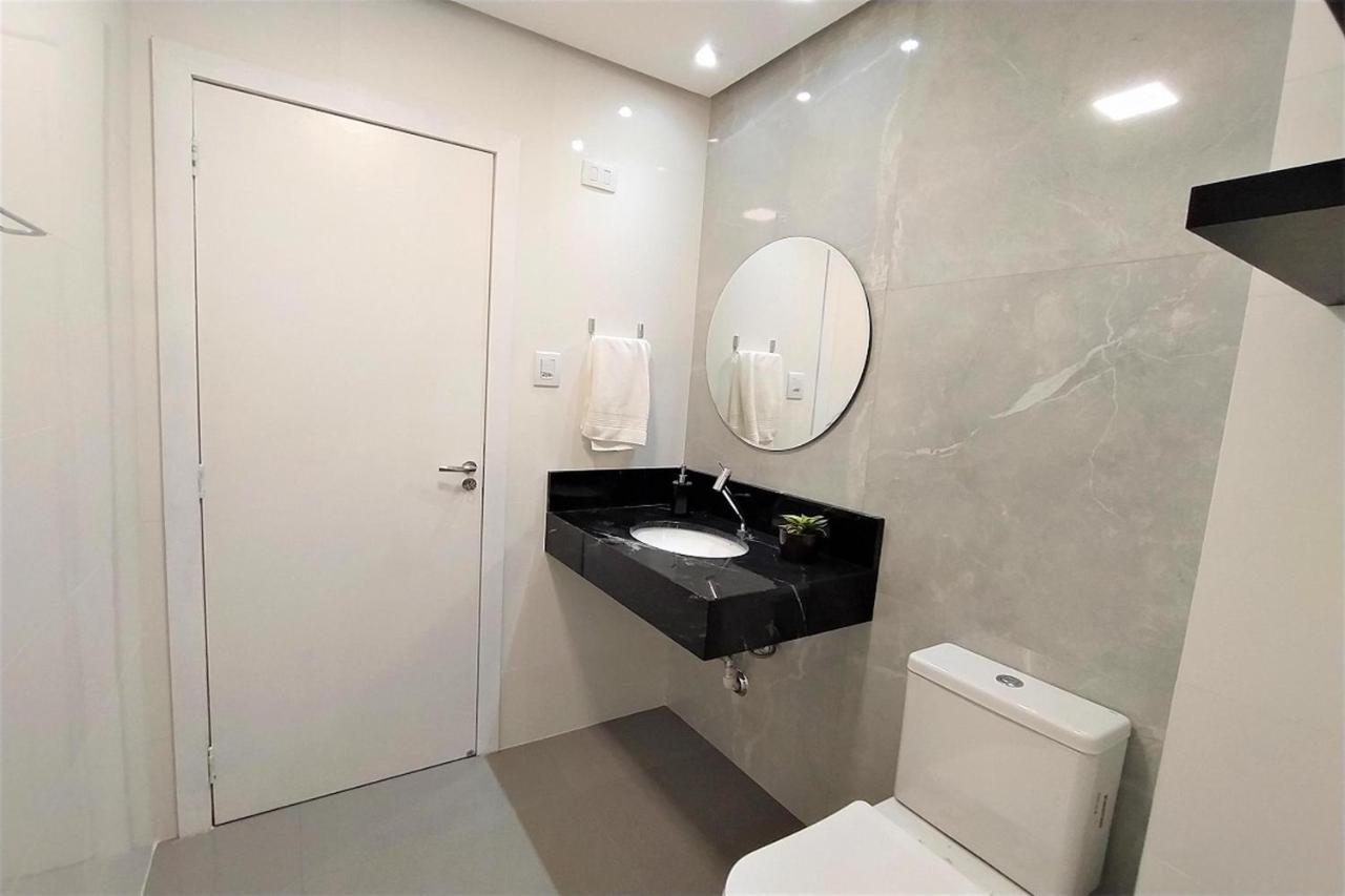 Apartamento Aluri ปอร์โตอัลเลเกร ภายนอก รูปภาพ